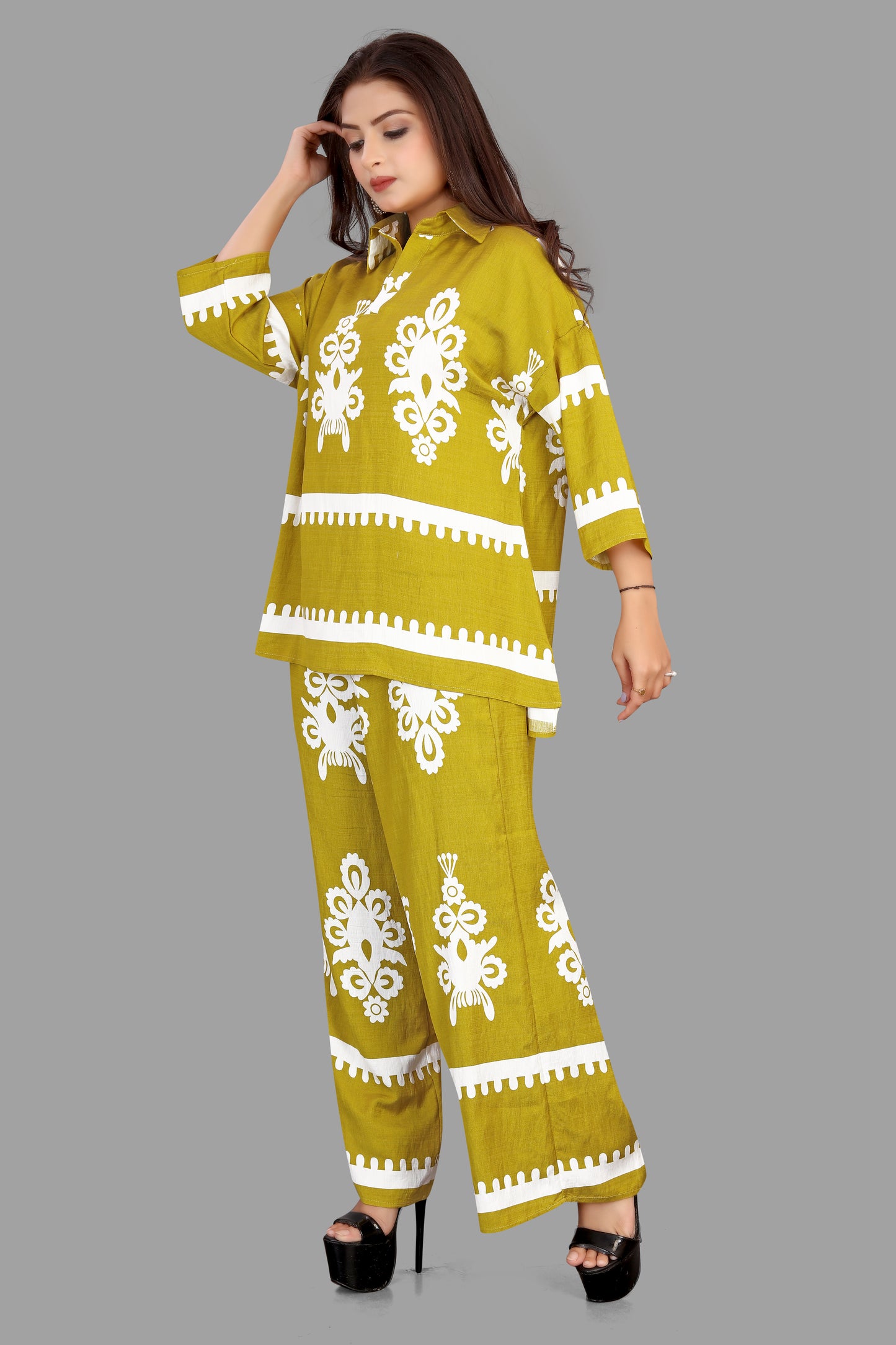 Women's Printed Co-ord Set - Oversized Top & Palazzo Pants