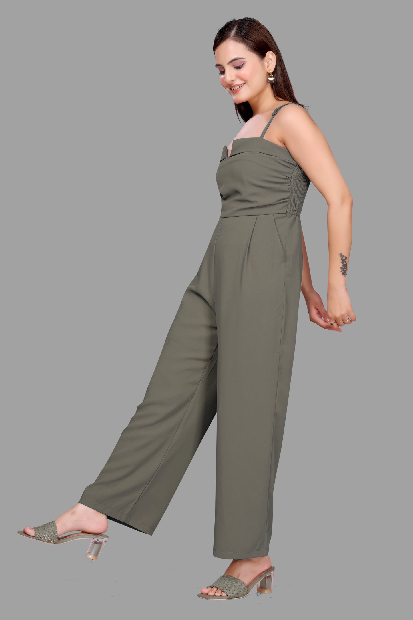 Women's Wide Leg Jumpsuit with Shoulder Straps – Elegant One-Piece Outfit