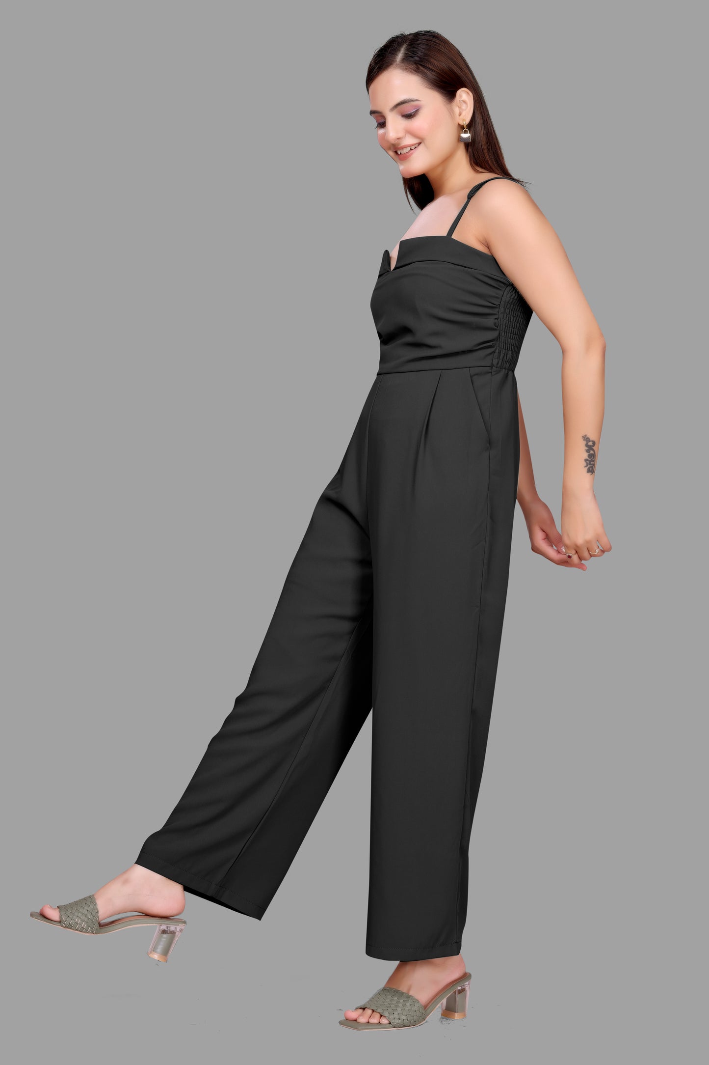 Women's Wide Leg Jumpsuit with Shoulder Straps – Elegant One-Piece Outfit