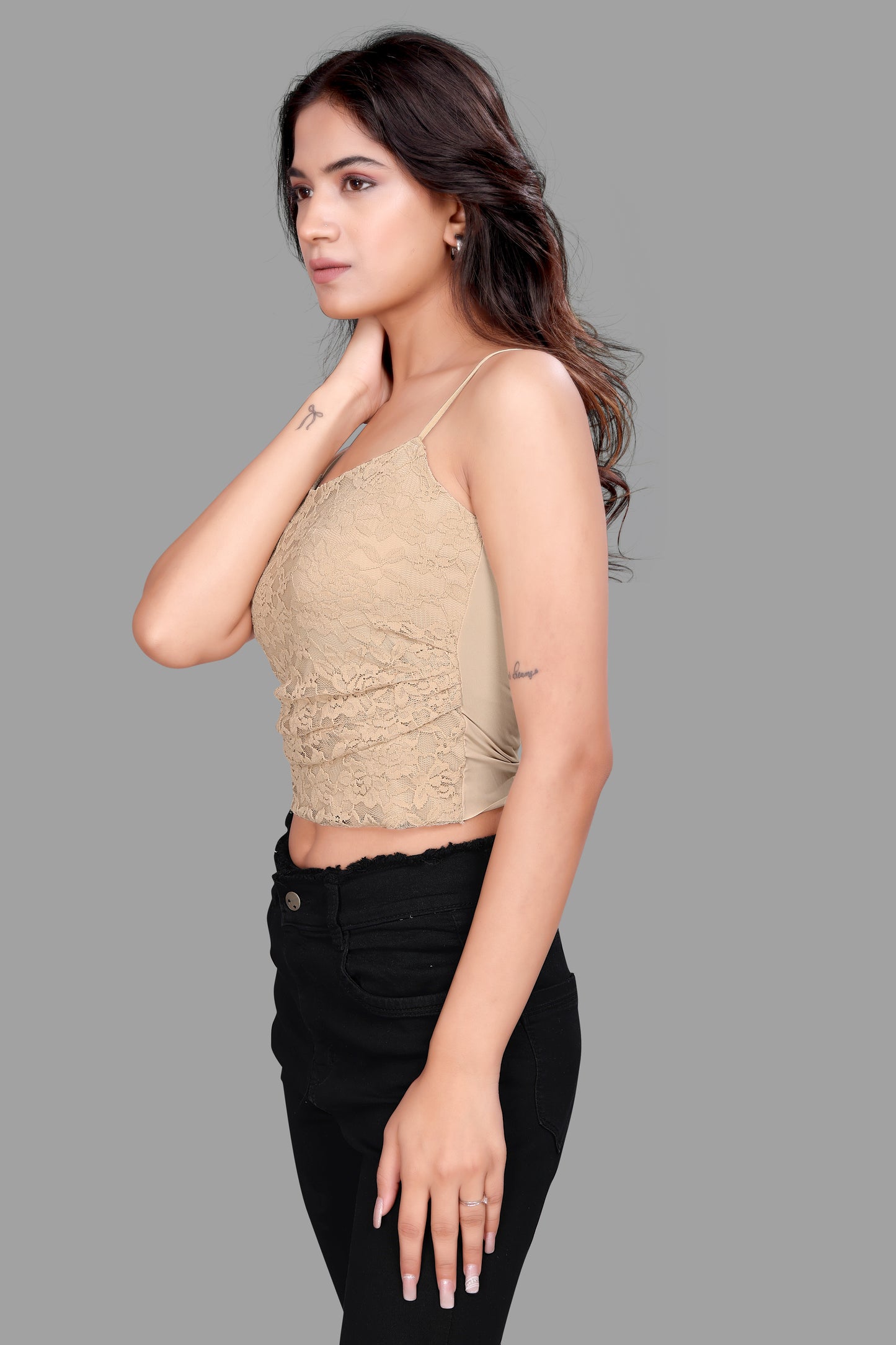 Women’s Lace Cropped Cami Top – Stylish Spaghetti Strap Tank