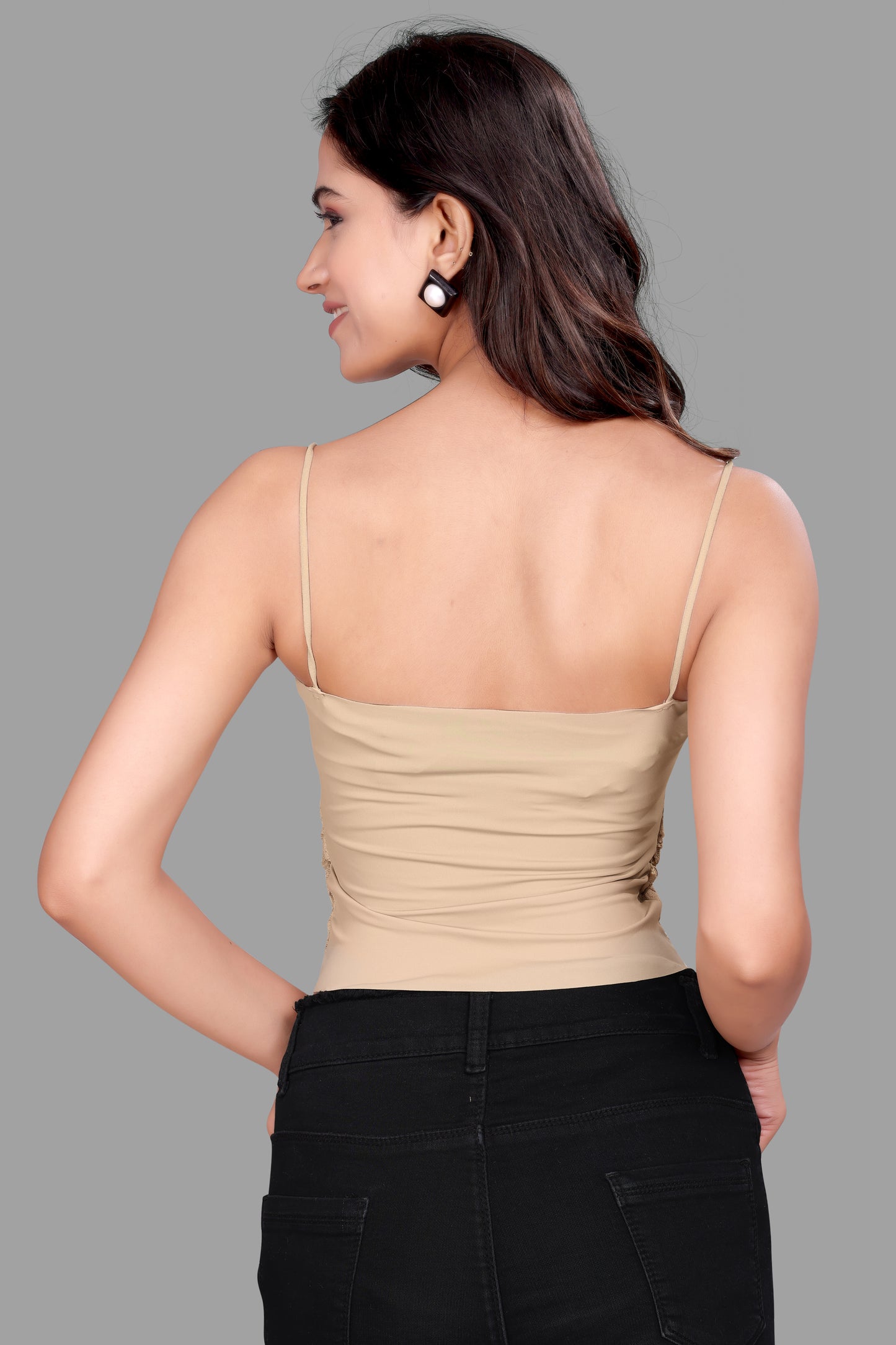 Women’s Lace Cropped Cami Top – Stylish Spaghetti Strap Tank