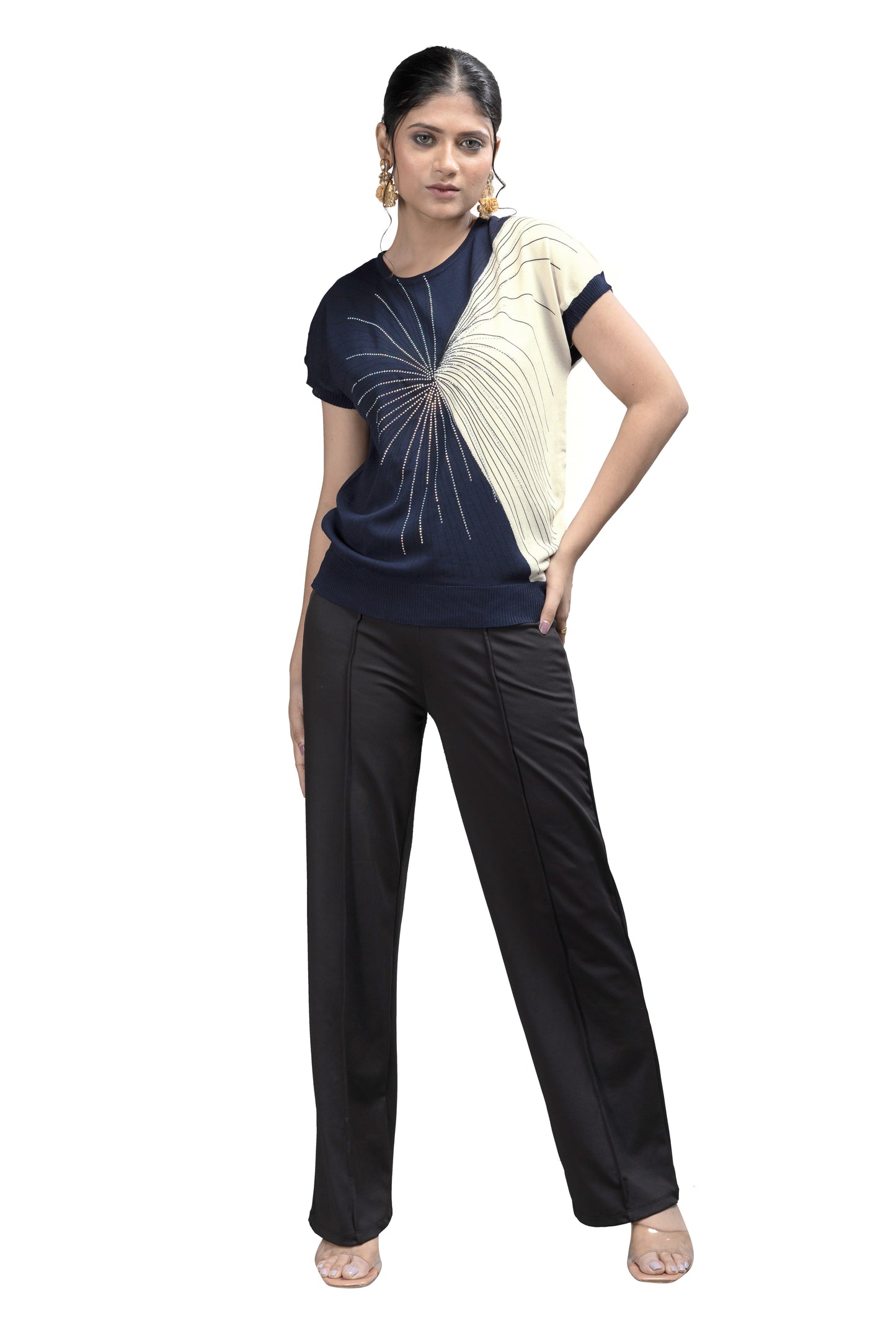 Women's Stylish Two-Tone Knit Soft Jute with Embroidered Starburst Design