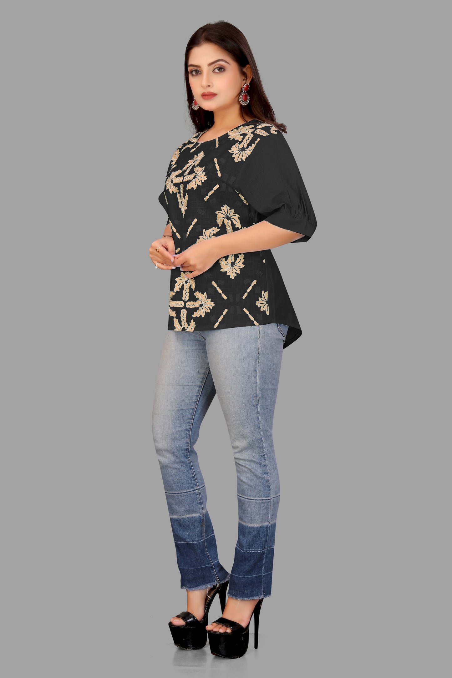 Elegant puff sleeves Top