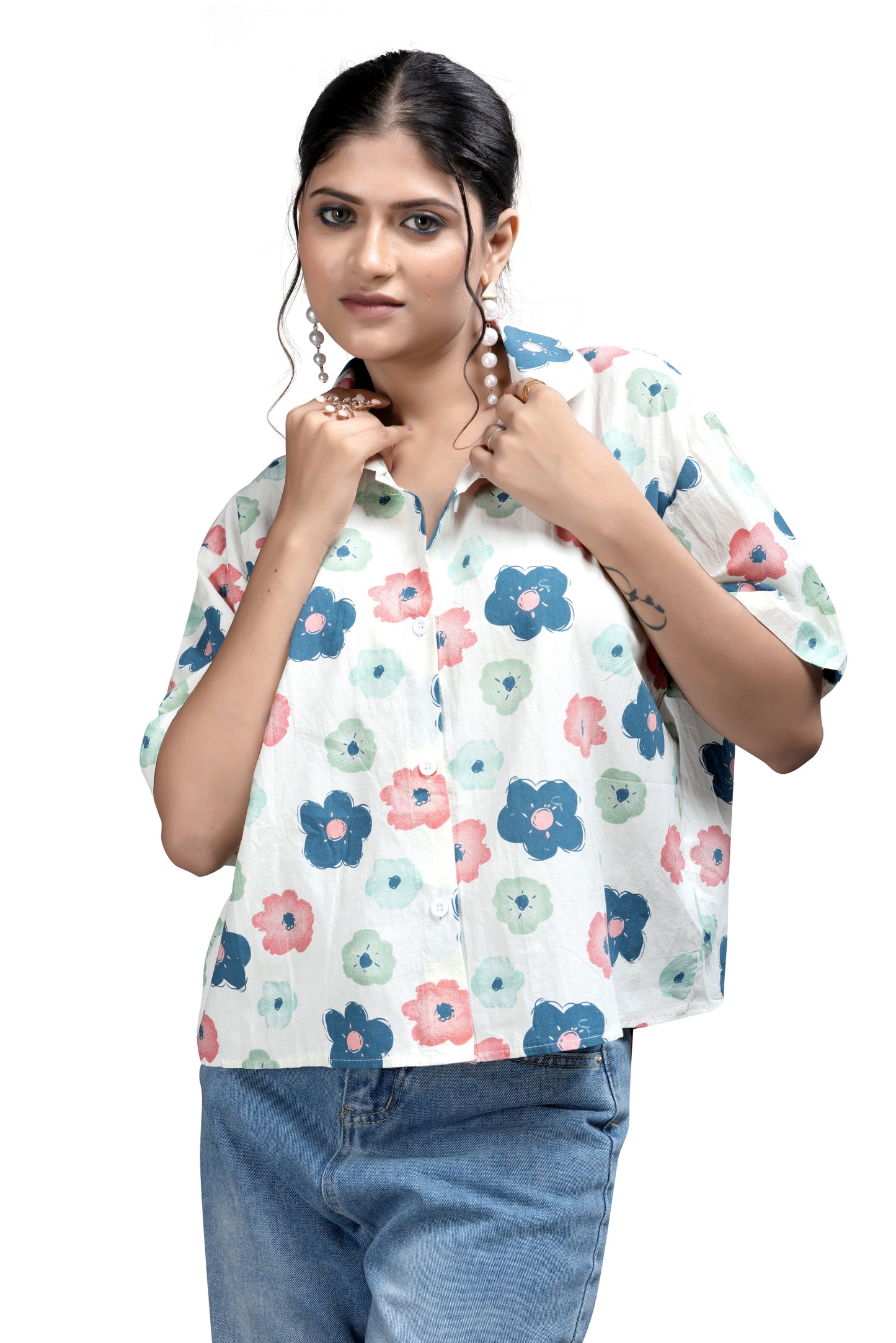 Relaxed Fit Flower Print Shirt for Casual Wear