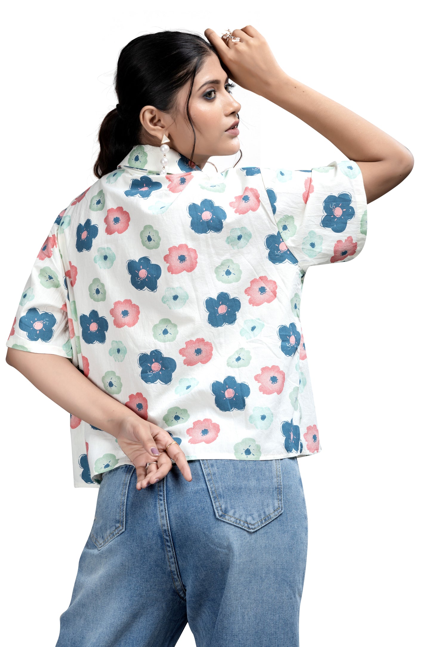 Relaxed Fit Flower Print Shirt for Casual Wear